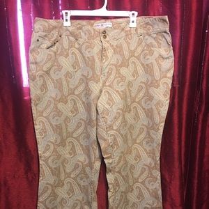 Tommy Hilfiger corduroy yup pants.